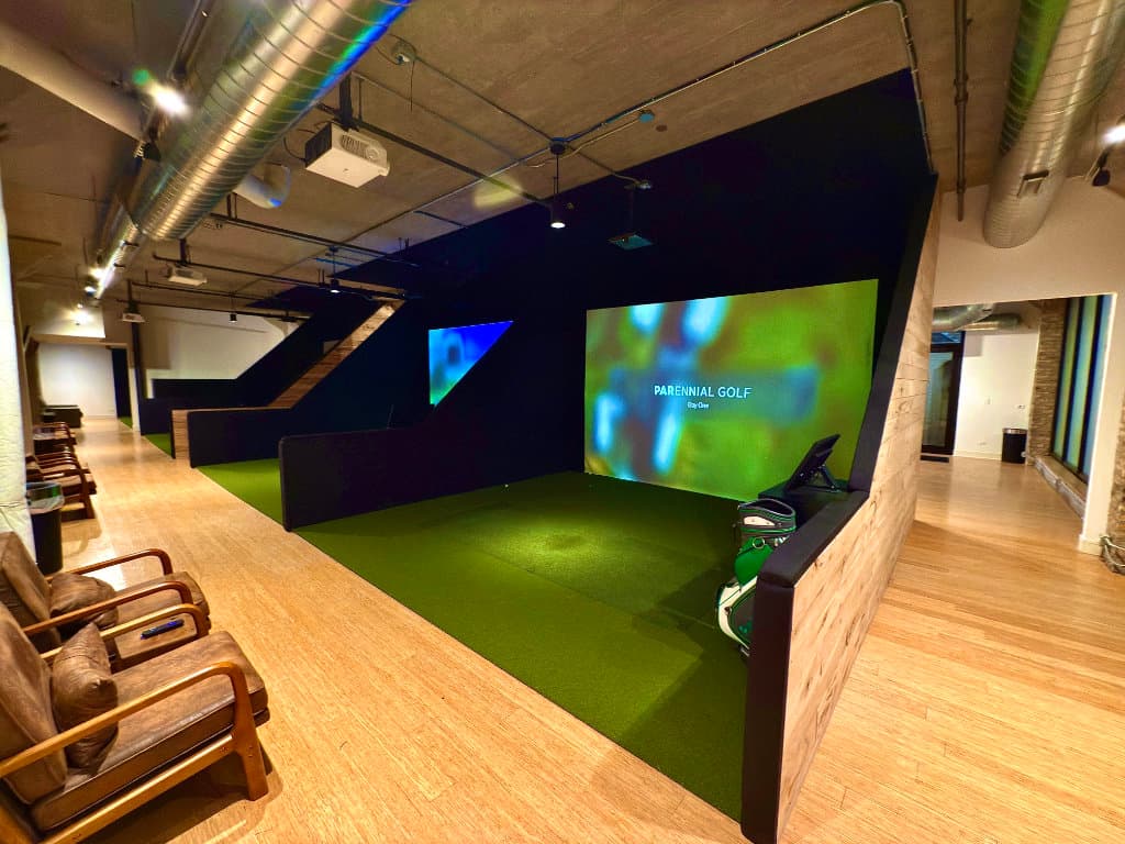 PARennial Golf West Loop facility